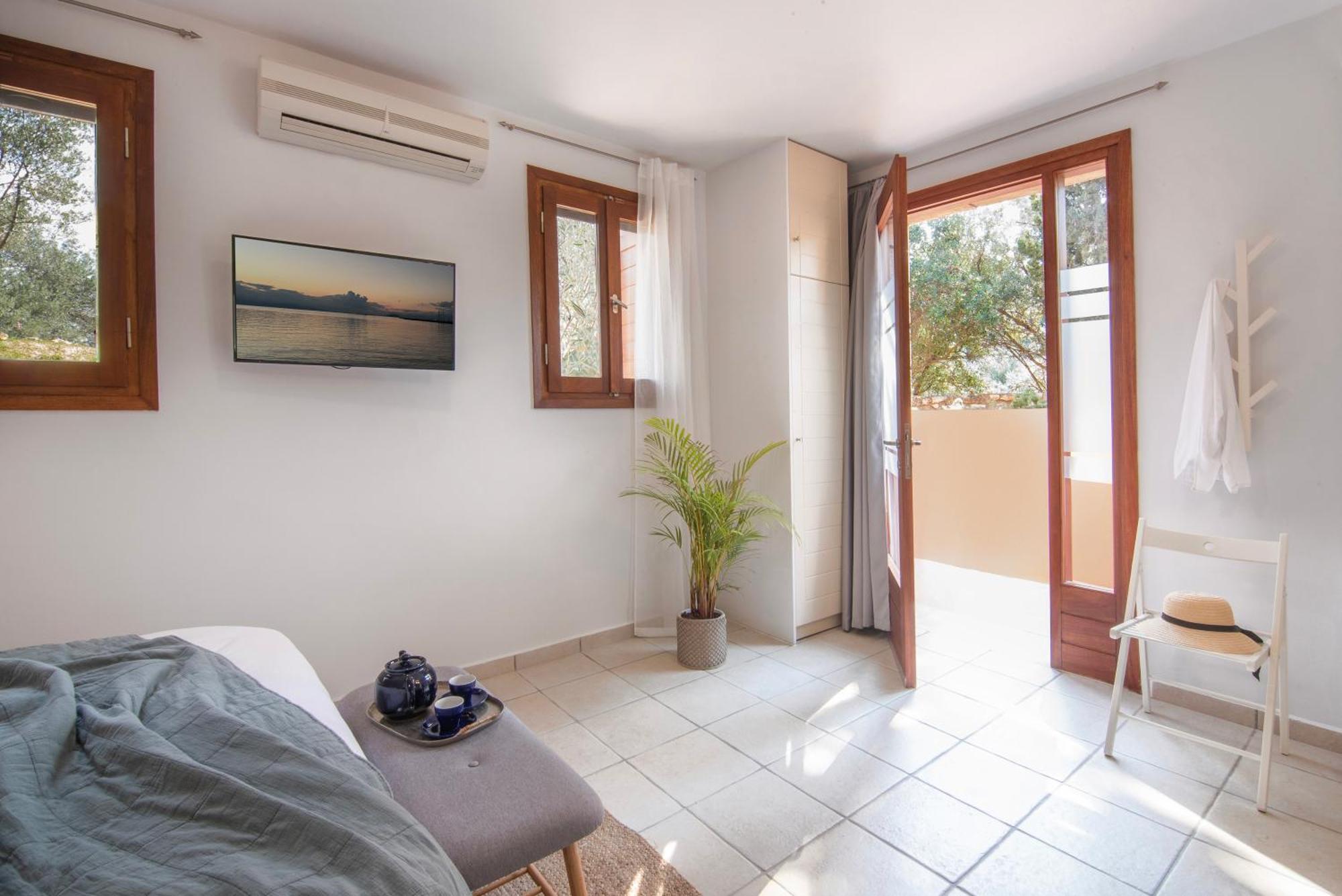 Pyrgos Ralli Estate *