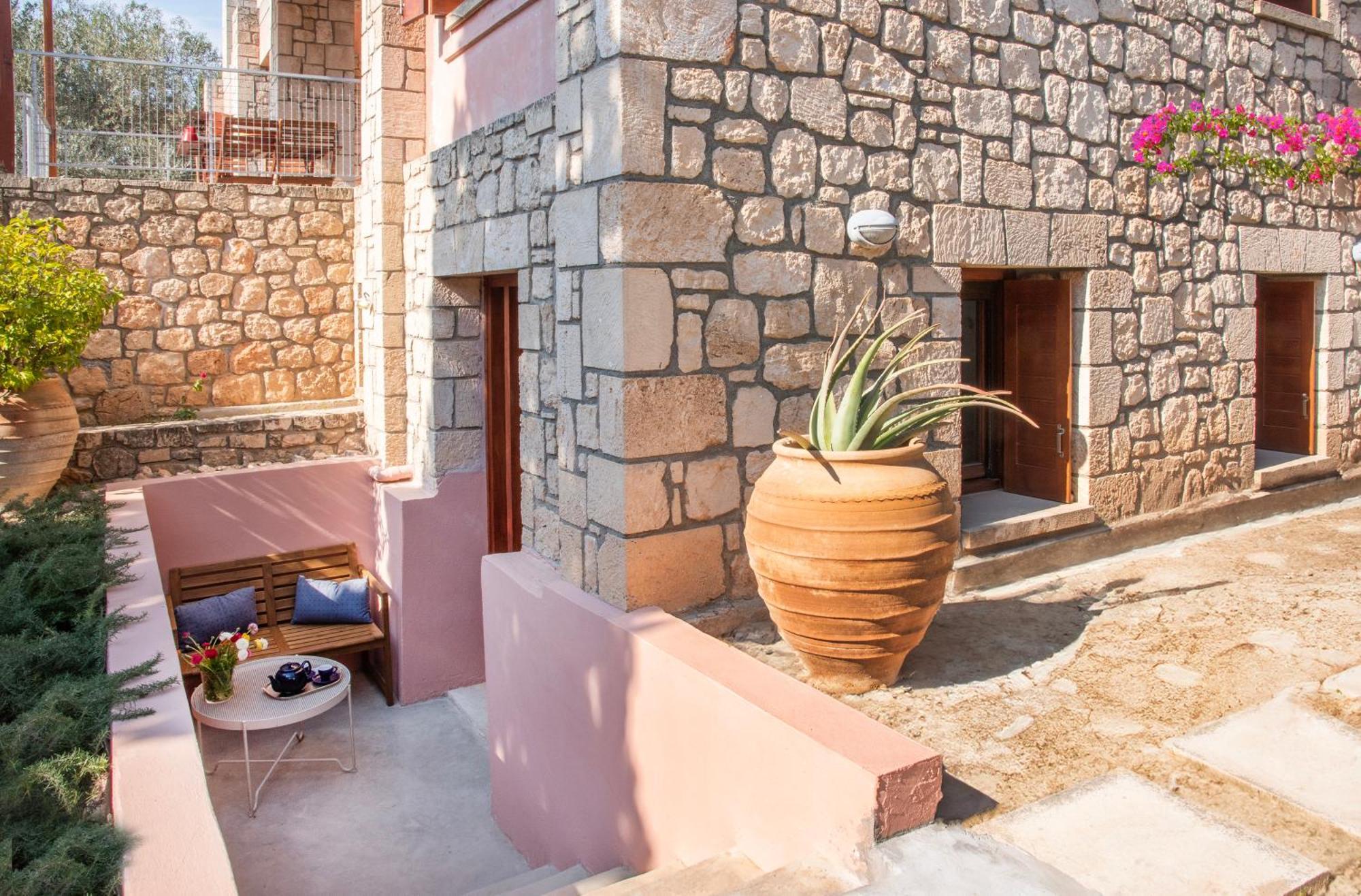 Pyrgos Ralli Estate Appartement Aegina