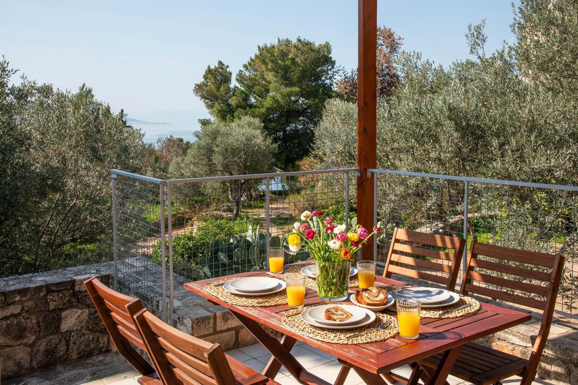 Pyrgos Ralli Estate Aegina